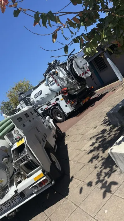 Vidange de fosse septique à l'Étang Salé, Saint-Pierre, EXPRESS VIDANGE