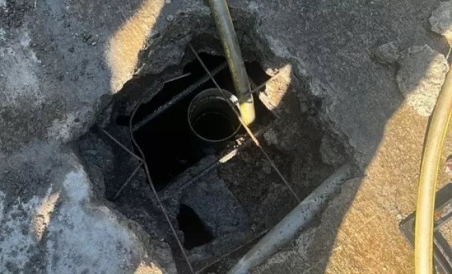 Vidange de fosse septique en béton chez un particulier à Saint-Pierre 974, Saint-Pierre, EXPRESS VIDANGE